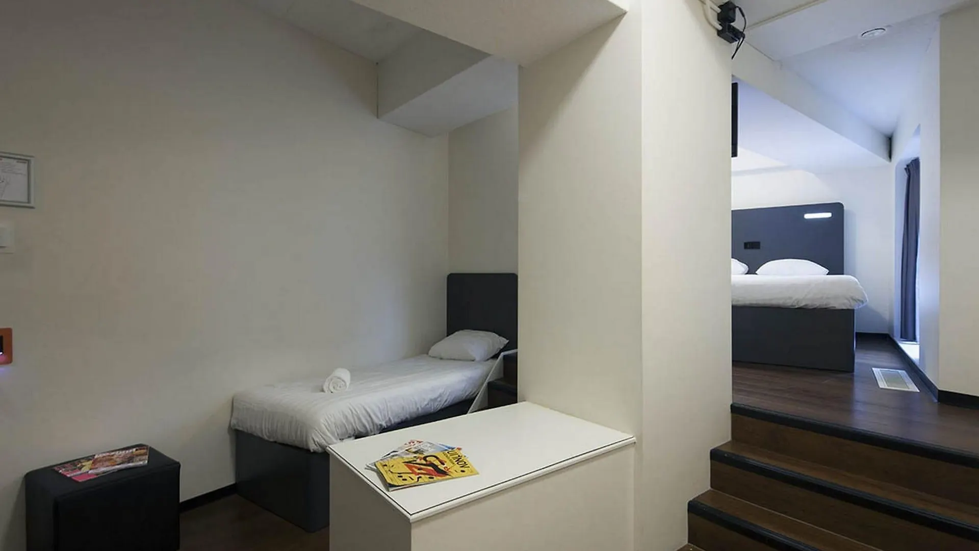 Easyhotel Rotterdam City Centre 2*,  Países Baixos