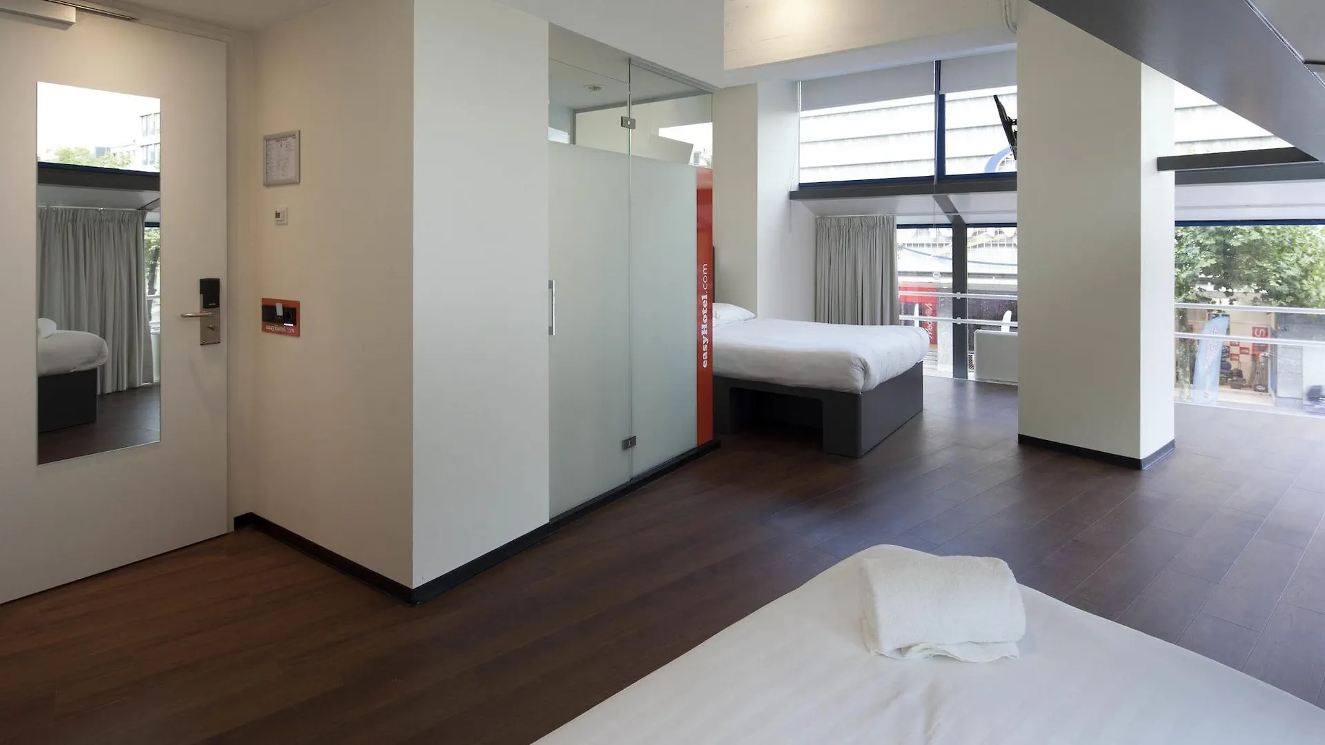 Easyhotel Rotterdam City Centre