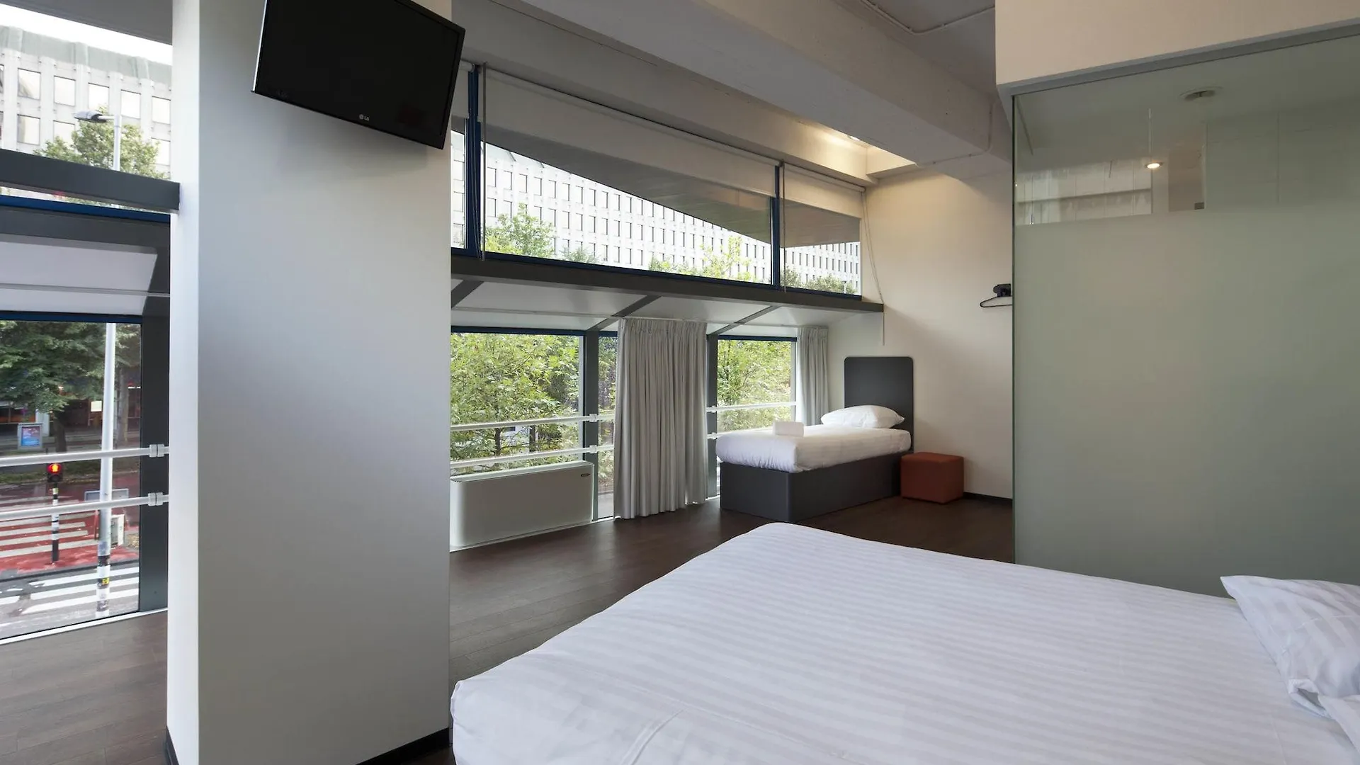 Easyhotel Rotterdam City Centre