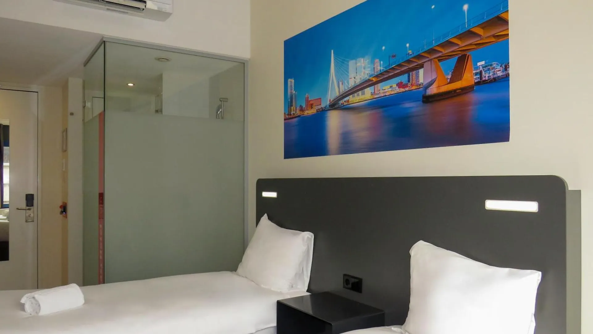 ** Hotel Easyhotel Rotterdam City Centre Países Baixos