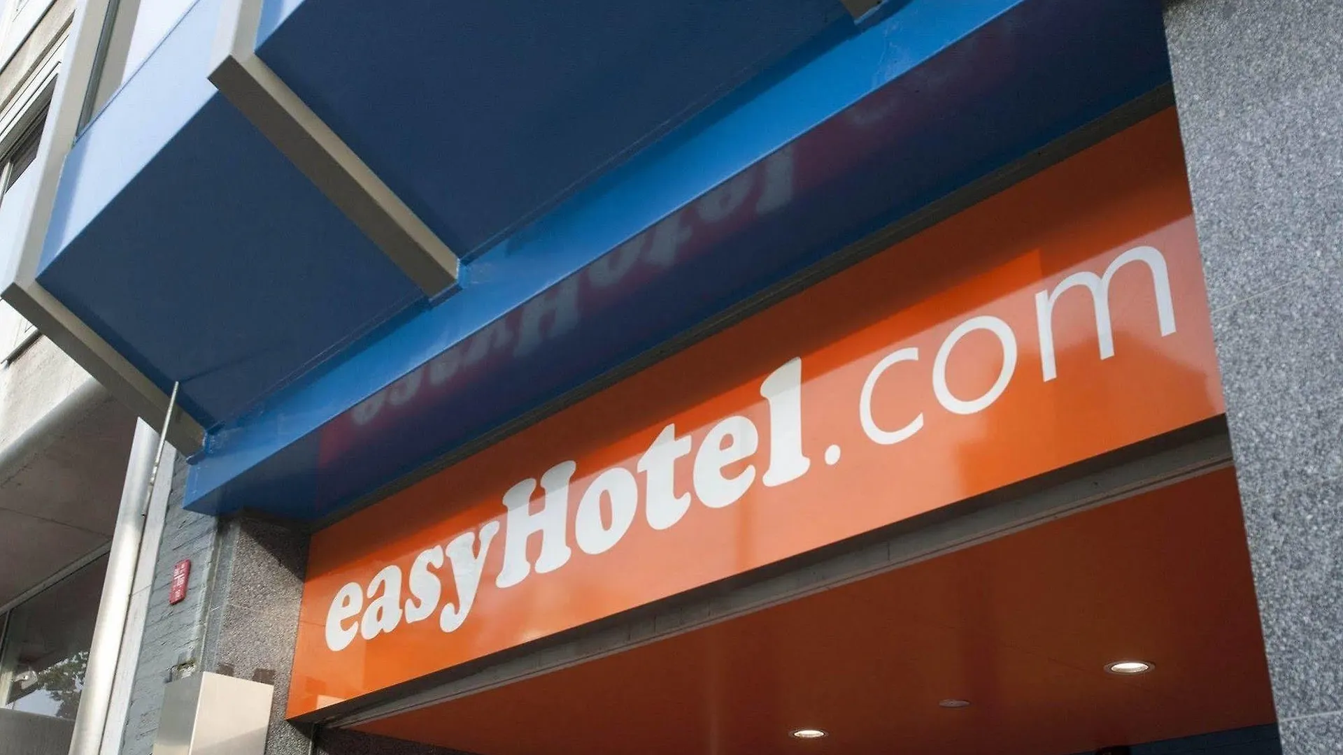 Hotel Easyhotel Rotterdam City Centre